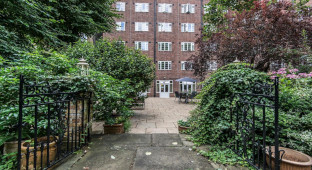 Vincent House London Residence