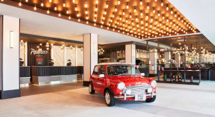 Radisson red Heathrow