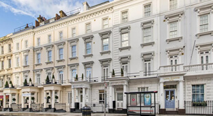 Lidos Hotel in Victoria, London